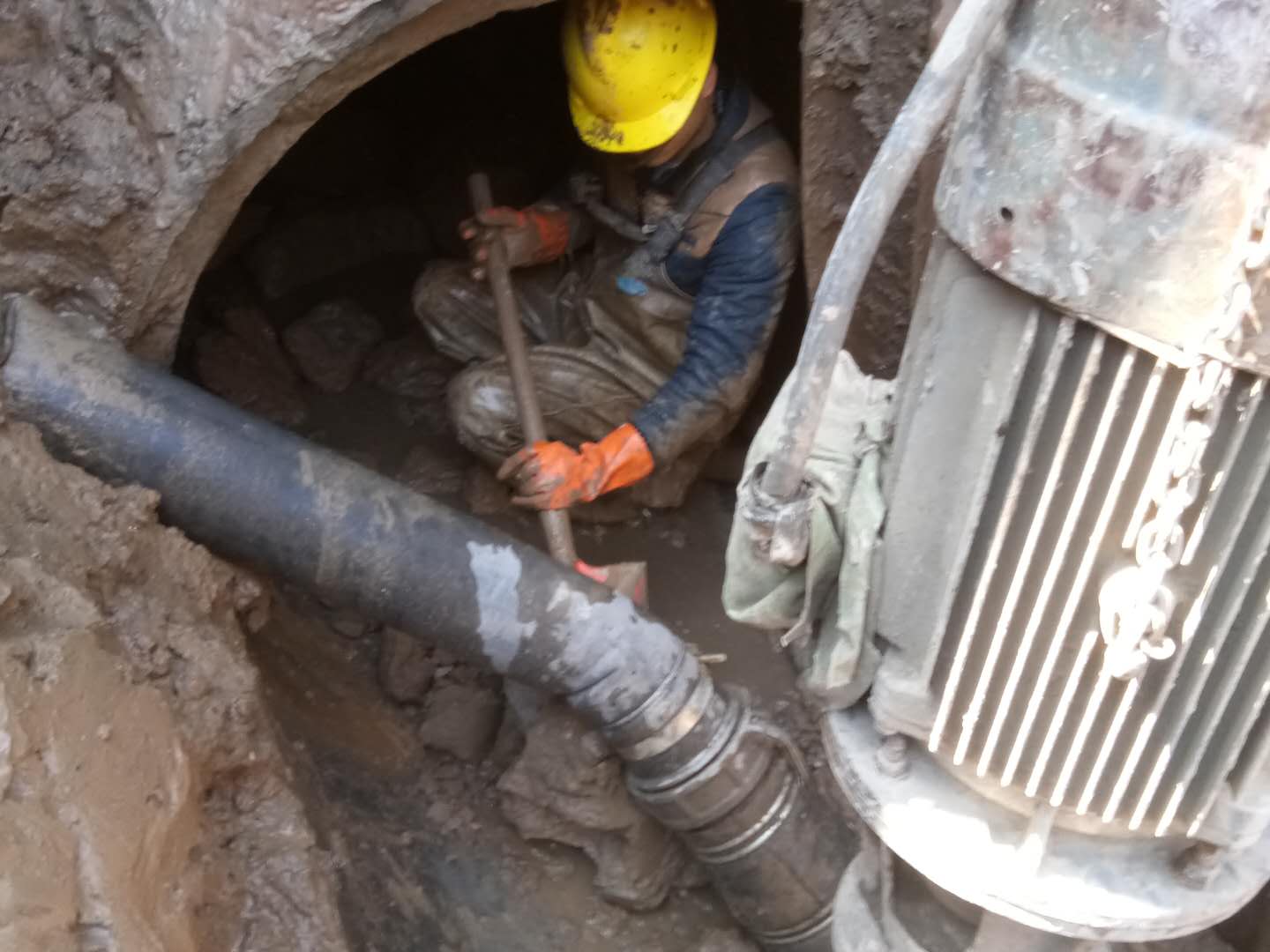 东成镇管道清淤