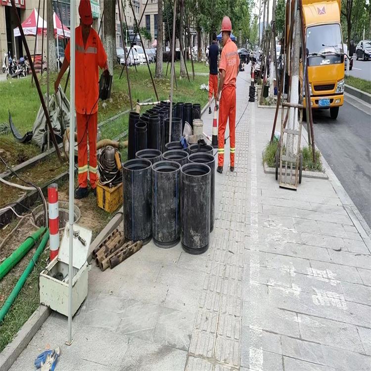 东成镇管道短管置换修复